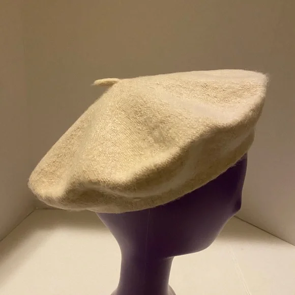 Wool Beret - Picture 1 of 12